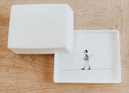 Beurrier en porcelaine	10,5 × 8 × 5 cm « Bon appétit » Räder