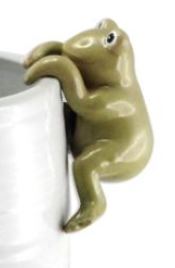 Grenouille verte à accrocher sur un pot
