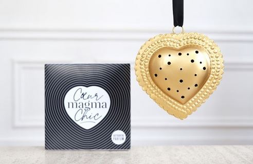 Grand Cœur Or Magma Chic Parfum Fève Tonka ruban noir